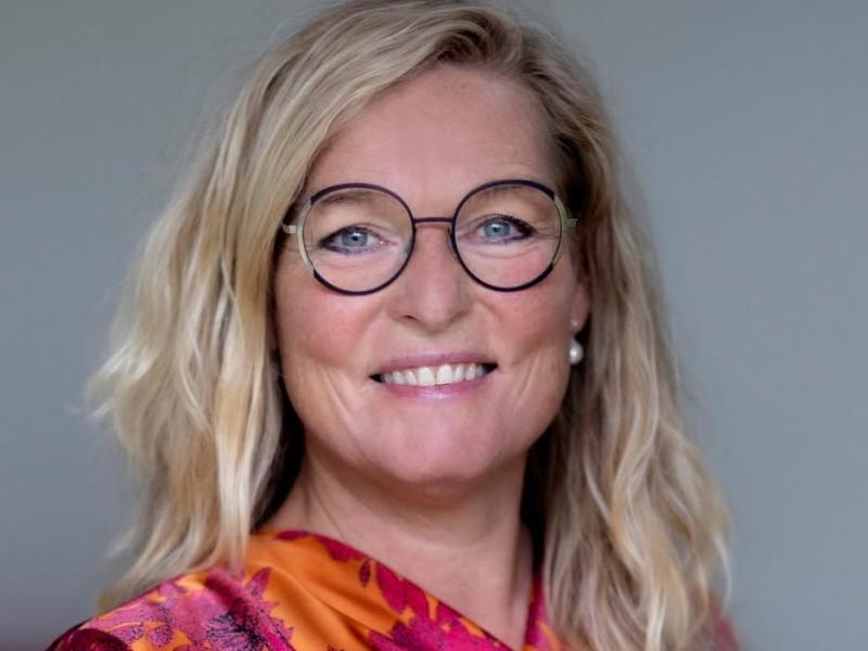 Anja Aalund er Foredragsholder, Supervisor og underviser pårørende