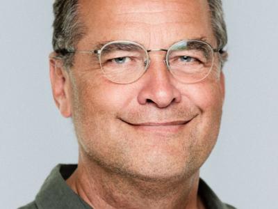billede af smilende mand