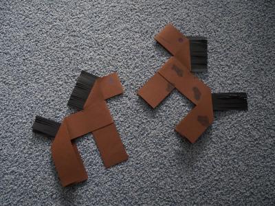 billede af heste foldet af papir